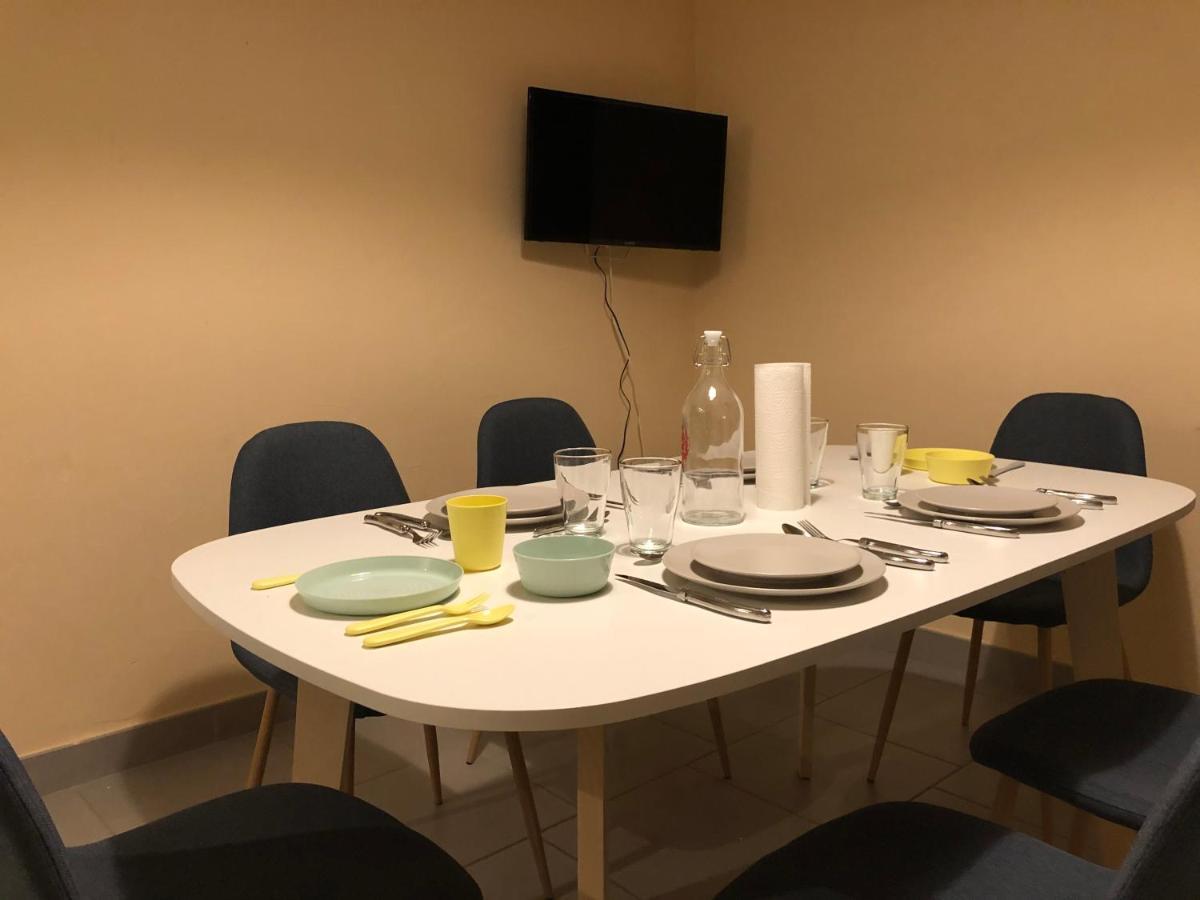 Magnifique Appartement Tout Equipe - 6 Personnes Le Puy-en-Velay エクステリア 写真